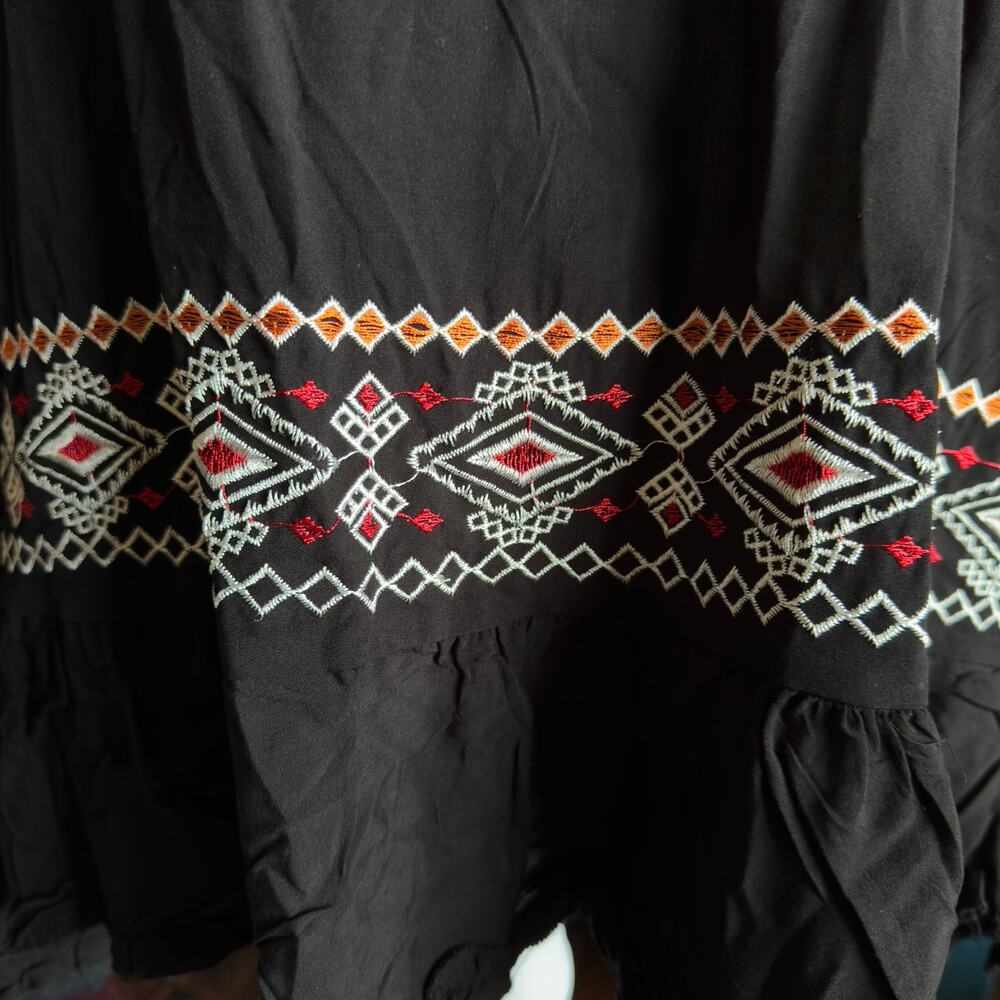 Black Flowy Asymmetrical Boho Blouse Plus Size 2XL - Picture 7 of 7